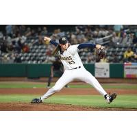 Charleston RiverDogs pitcher Austin Vernon