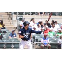 Max Burt of the Somerset Patriots