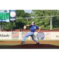 Evansville Otters pitcher Parker Brahms