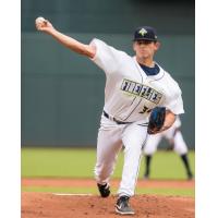 Columbia Fireflies pitcher Ben Hernandez delivers