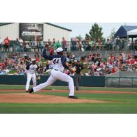 Lincoln Saltdogs pitcher Greg Minier