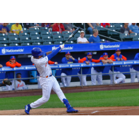 Mark Vientos of the Syracuse Mets in action