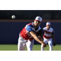 Jacob deGrom pitching for the Syracuse Mets