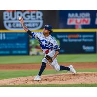 Deivi Garcia of the Somerset Patriots