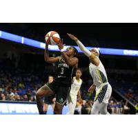 Crystal Dangerfield with the New York Liberty