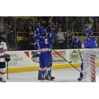 Roanoke Rail Yard Dawgs forward Dillon Radin celebrates with teammates