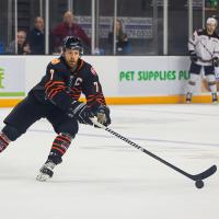 Knoxville Ice Bears forward Justin MacDonald