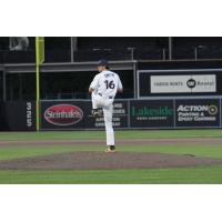 Fond du Lac Dock Spiders' Tanner Smith on the mound