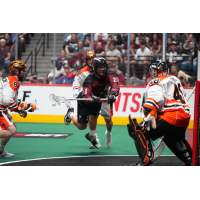 Colorado Mammoth take a shot against the Buffalo Bandits